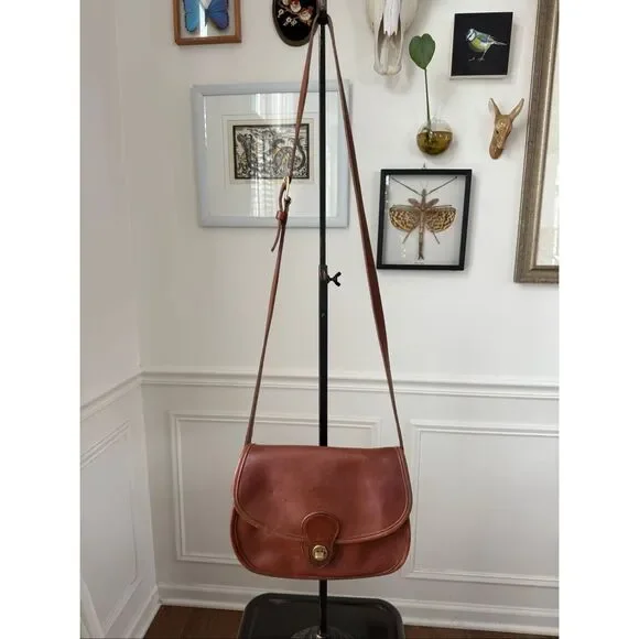 Vintage 90s Coach Prairie Bag 9954 British Tan Leather Flap Turnlock Crossbody B - Picture 2 of 14